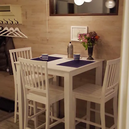 The Blueberry Guest house 3*